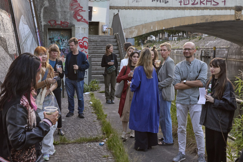 Bild für EARTH'S SHADOW, MOON'S CRUST