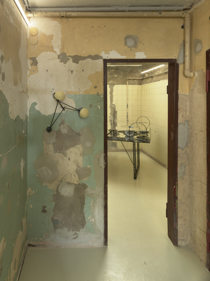 Bild für EARTH'S SHADOW, MOON'S CRUST