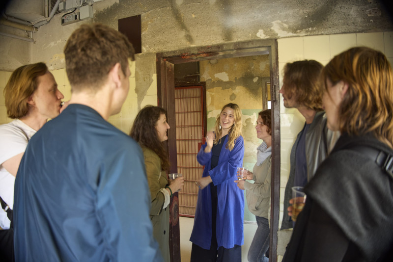 Bild für EARTH'S SHADOW, MOON'S CRUST