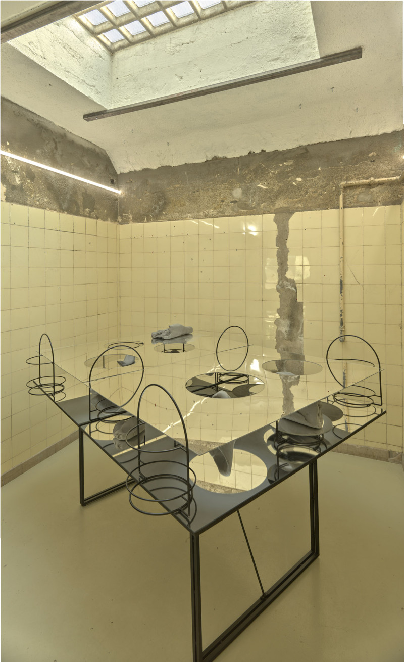 Bild für EARTH'S SHADOW, MOON'S CRUST